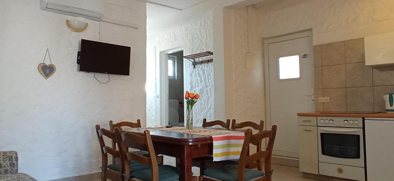 Vila Kula Aparthotel Nin Eksteriør bilde